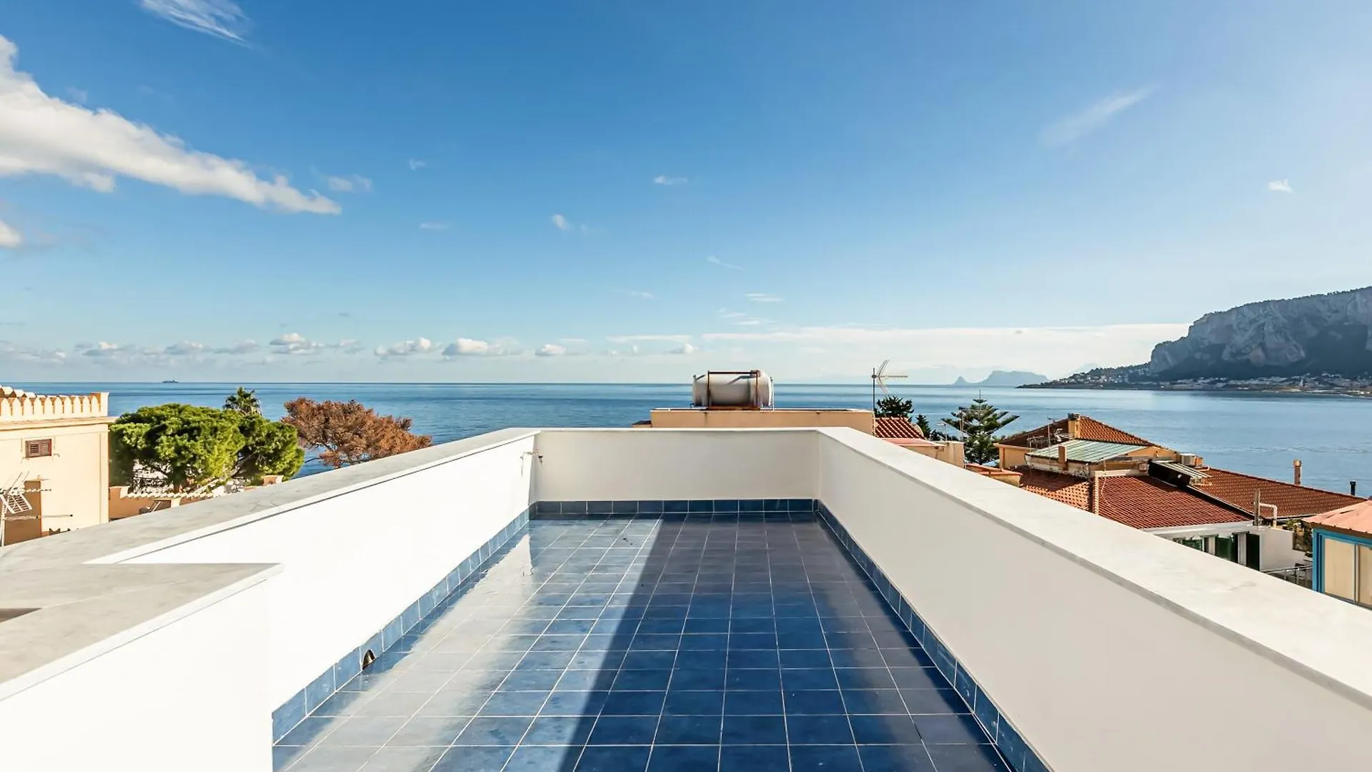 Alle Terrazze Blu - Mondello Sea View Apartment Palermo